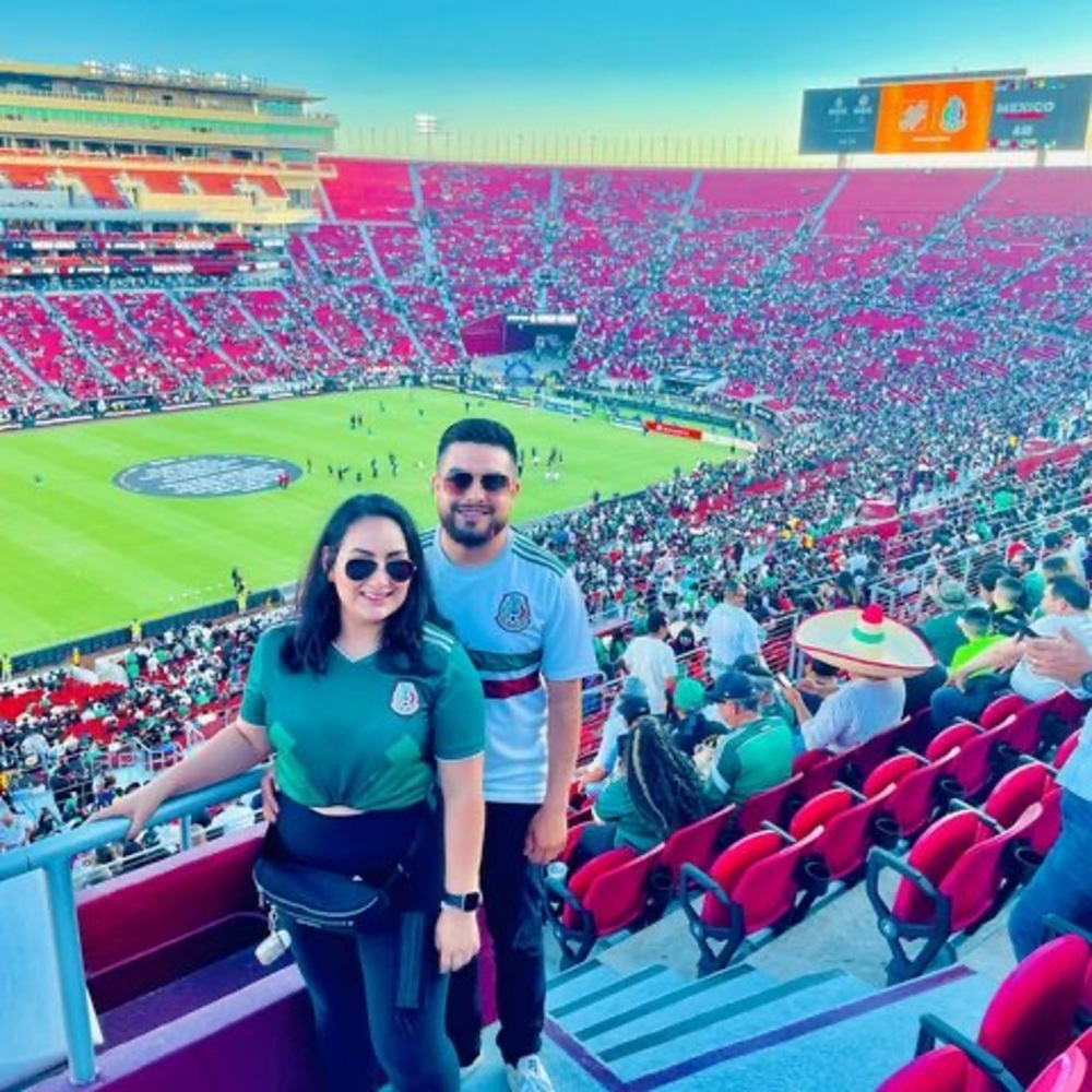 Meet your Posher, Alex